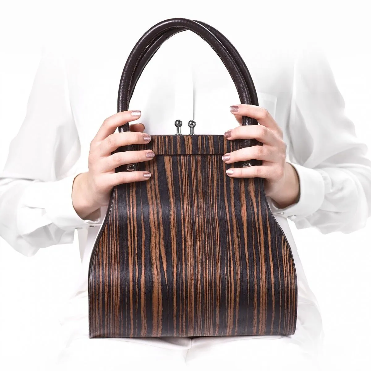 wooden bag, œuvre de Tomaž Lipovec