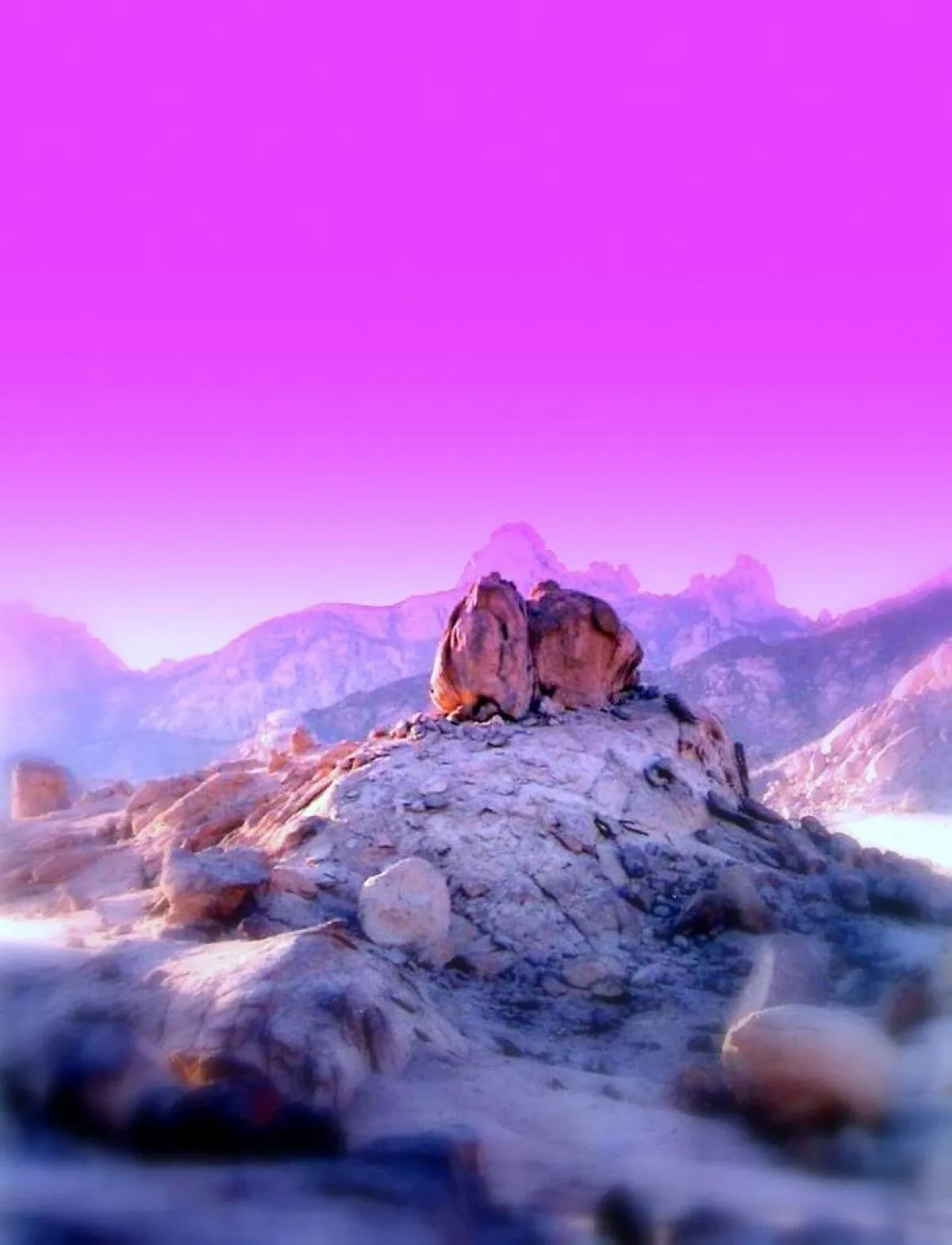 desert rocks, œuvre de Mai Nour