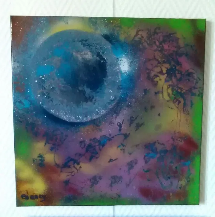 LOUNA, artwork by Brigitte Lambert