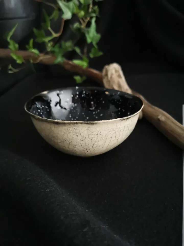Pottery 2, œuvre de Chris Glowinski