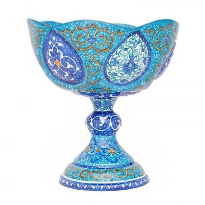 Pedestal dishes, œuvre de persiadapedestals