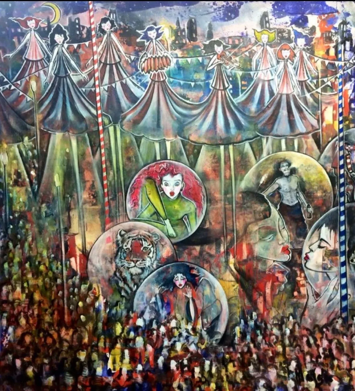 Chapiteaux, œuvre de Malga Art