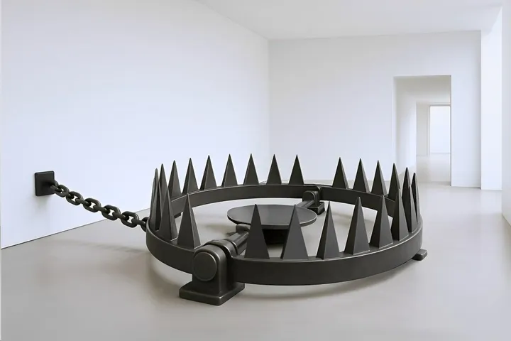 All trapped, œuvre de Klaus Guingand