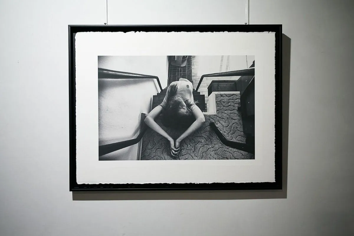 Naked prayer - 2/10, œuvre de Alex Manchev