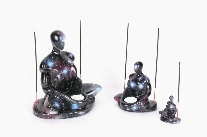 Budas cuánticos cosmos, artwork by Willy Jones