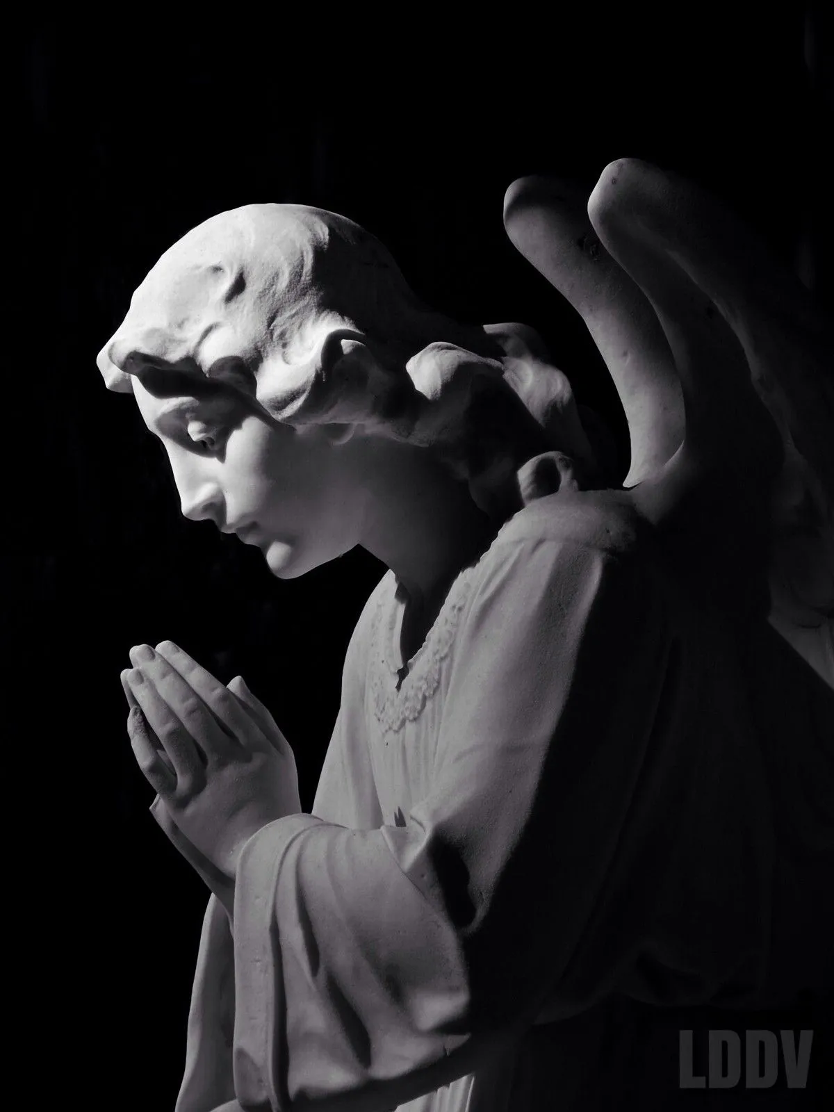 Praying Angel, artwork by Le Dormeur Du Vol