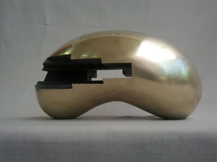 Fragment of something bigger - oval, œuvre de Georgi Minchev