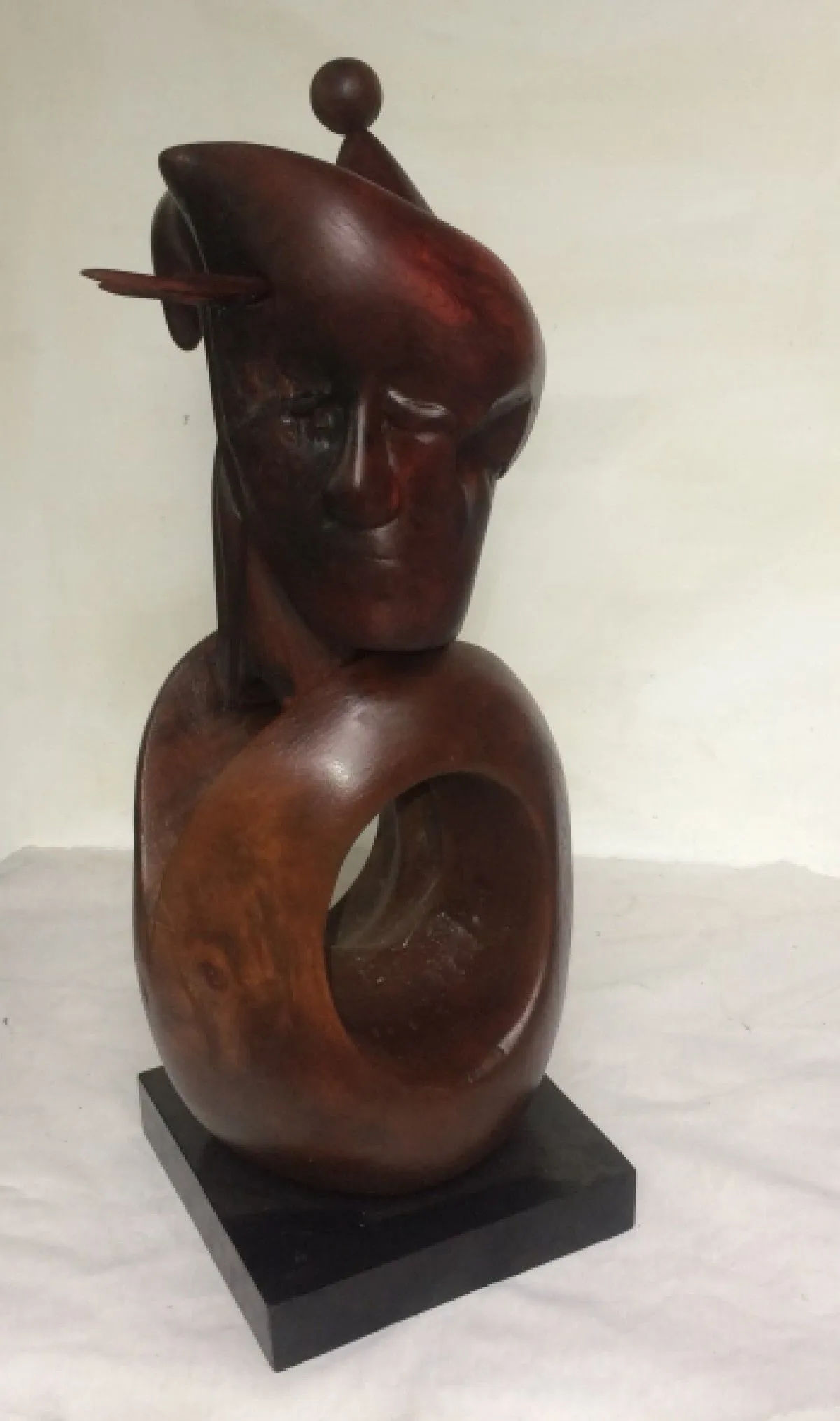 THE PROPOSITION OF HORNED JESTER, œuvre de Marlin Lopez