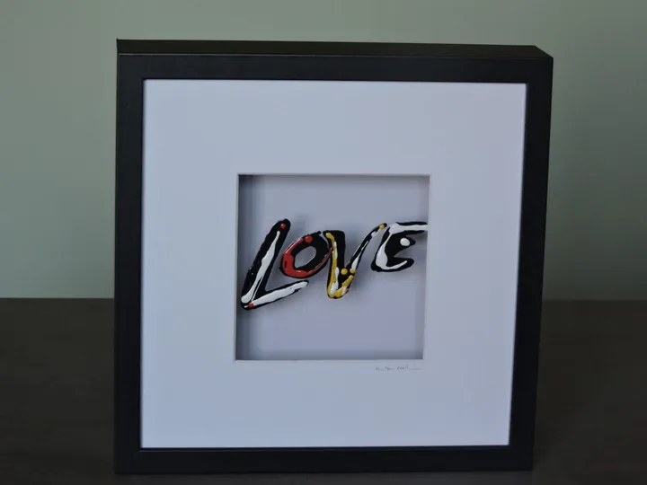 Love, œuvre de Rita Vandenherrewegen