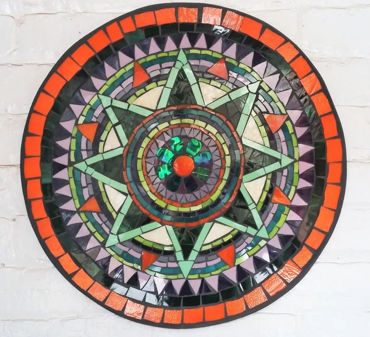 Mandala fleur, œuvre de Amiel Guérard
