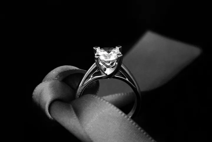 Bague, œuvre de Pascale Lecomte