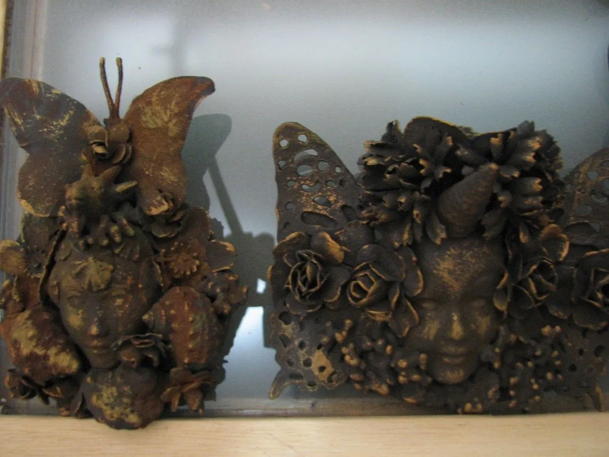 The Giraffe and The Uni, œuvre de Sofia Estrella Niles