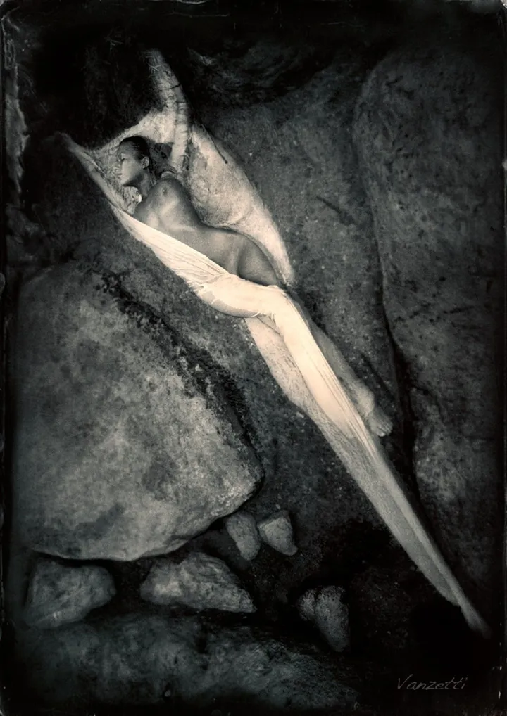 The Knife, œuvre de Alex Vanzetti