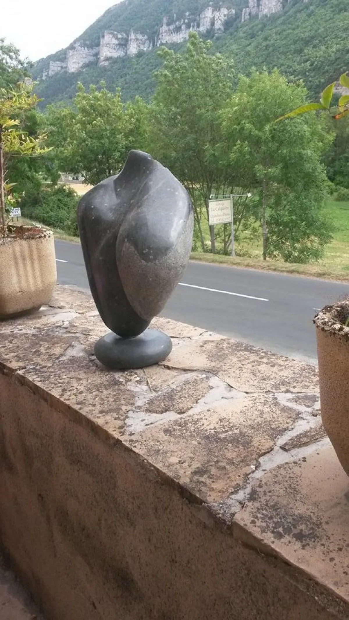 l'ange au bouclier, artwork by CHRIS SCULPT