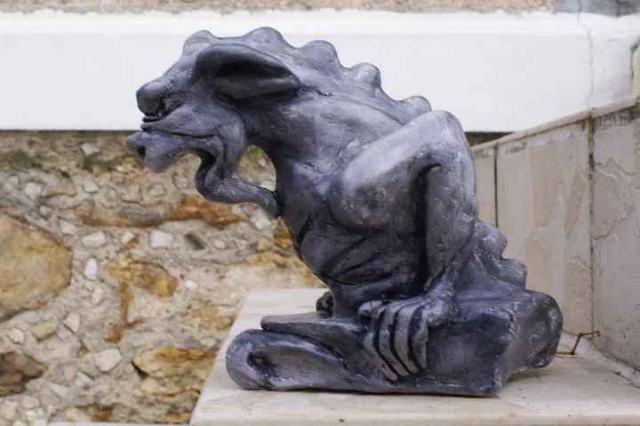 Gargouille, artwork by Marie-Noëlle Chapus