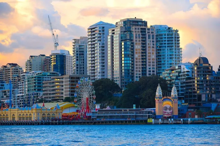 Luna Park, artwork by Greg Sandoval